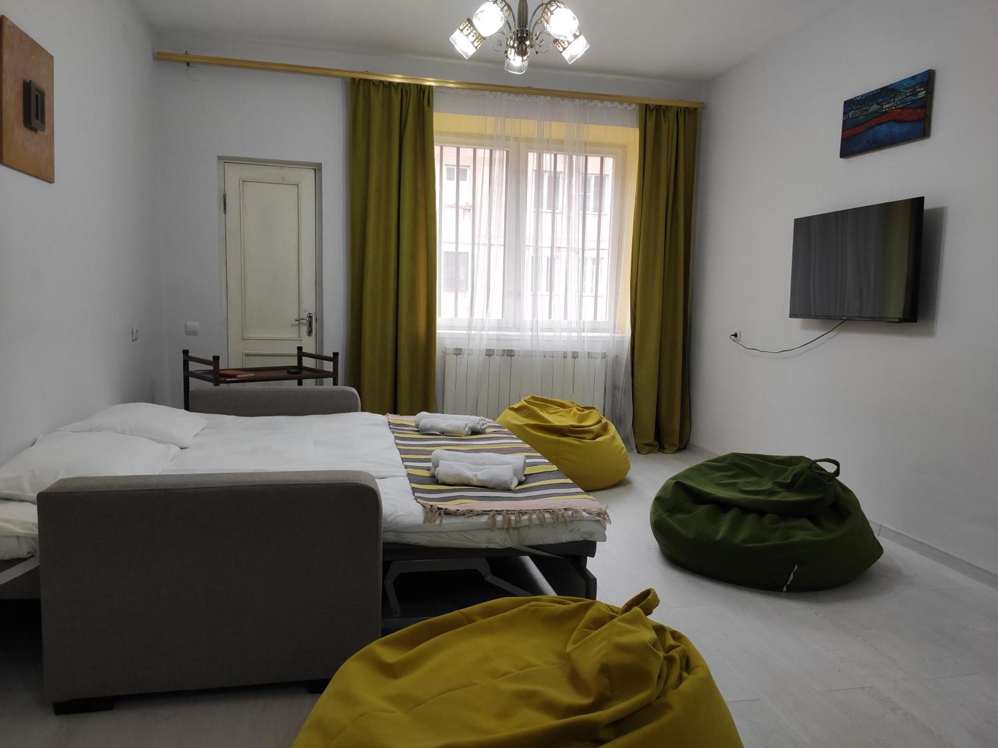 Ners Guest House Gjoumri Kültér fotó